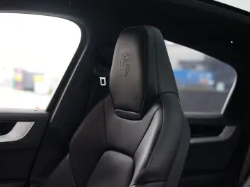 PORSCHE Cayenne Coupe E-Hybrid   Pano - AHK