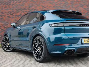 PORSCHE Cayenne Coupe E-Hybrid   Pano - AHK