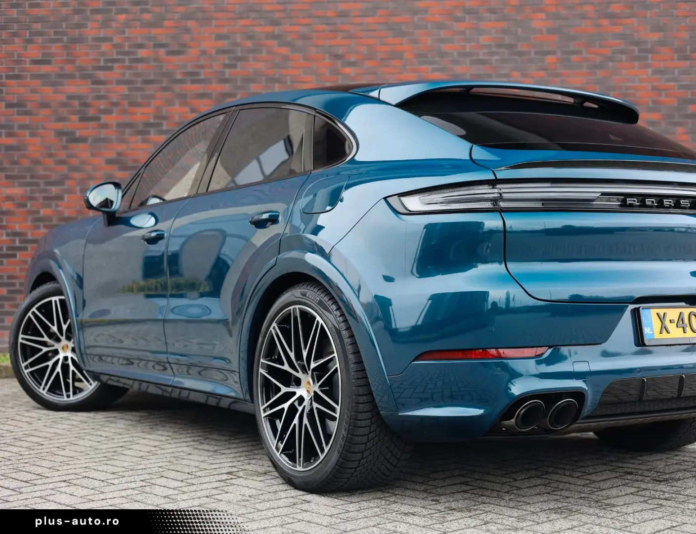 PORSCHE Cayenne Coupe E-Hybrid   Pano - AHK