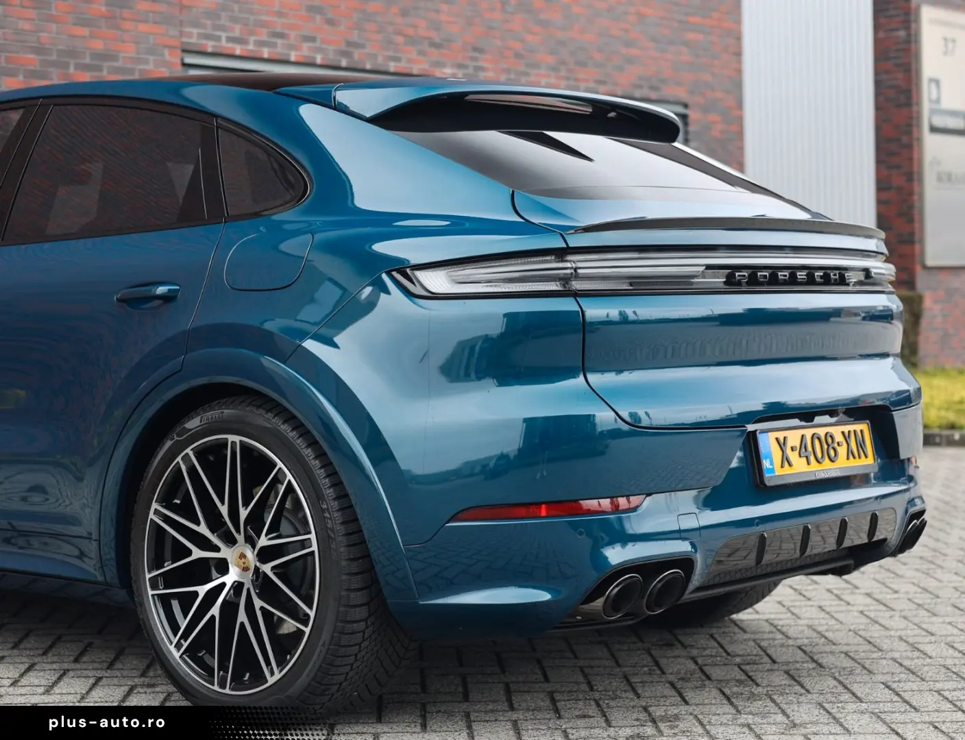 PORSCHE Cayenne Coupe E-Hybrid   Pano - AHK
