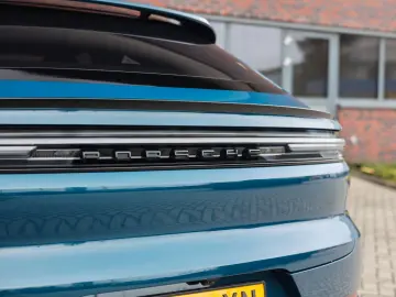 PORSCHE Cayenne Coupe E-Hybrid   Pano - AHK