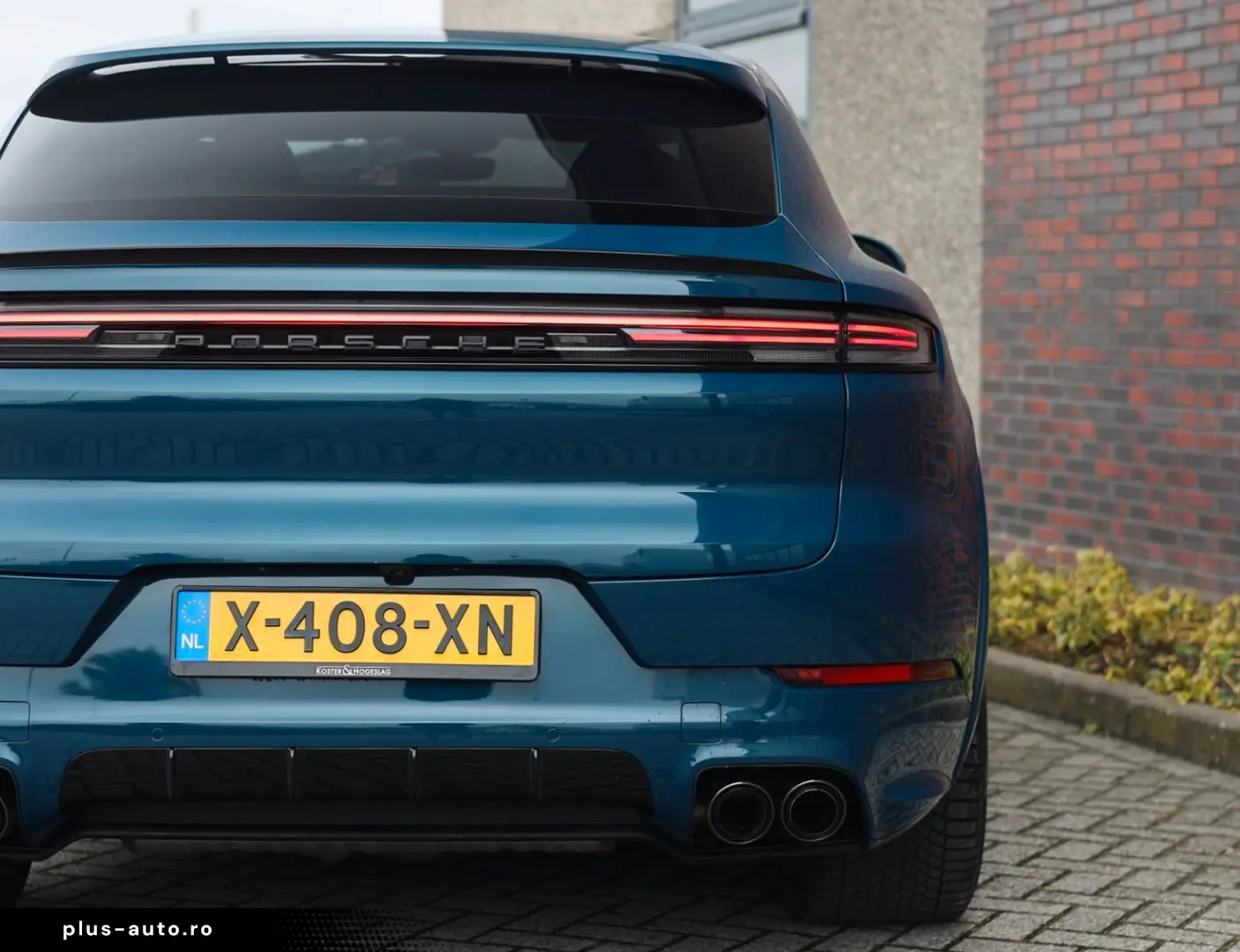 PORSCHE Cayenne Coupe E-Hybrid   Pano - AHK