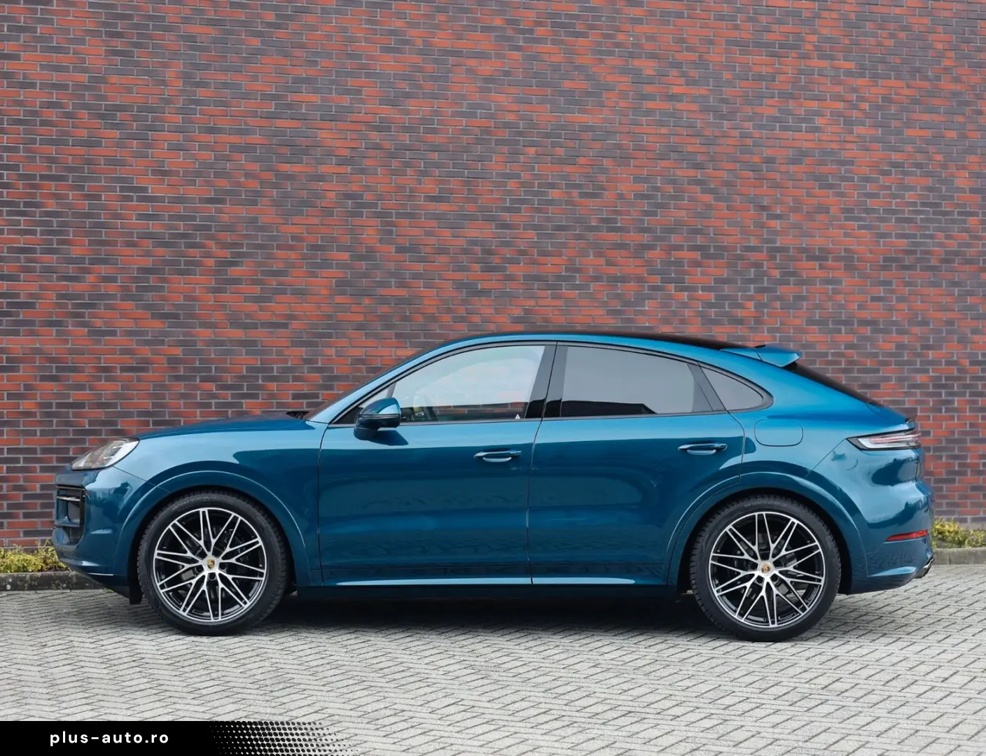 PORSCHE Cayenne Coupe E-Hybrid   Pano - AHK