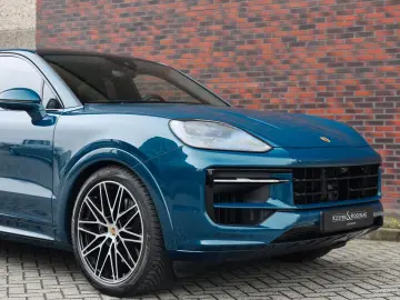 PORSCHE Cayenne Coupe E-Hybrid   Pano - AHK