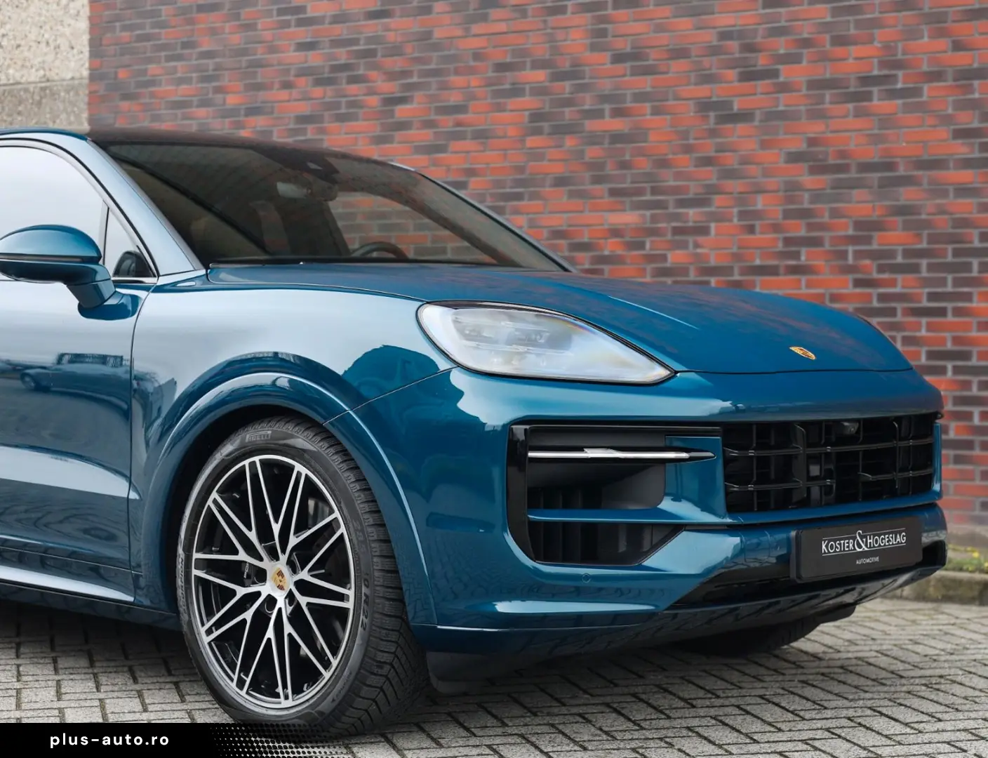 PORSCHE Cayenne Coupe E-Hybrid   Pano - AHK