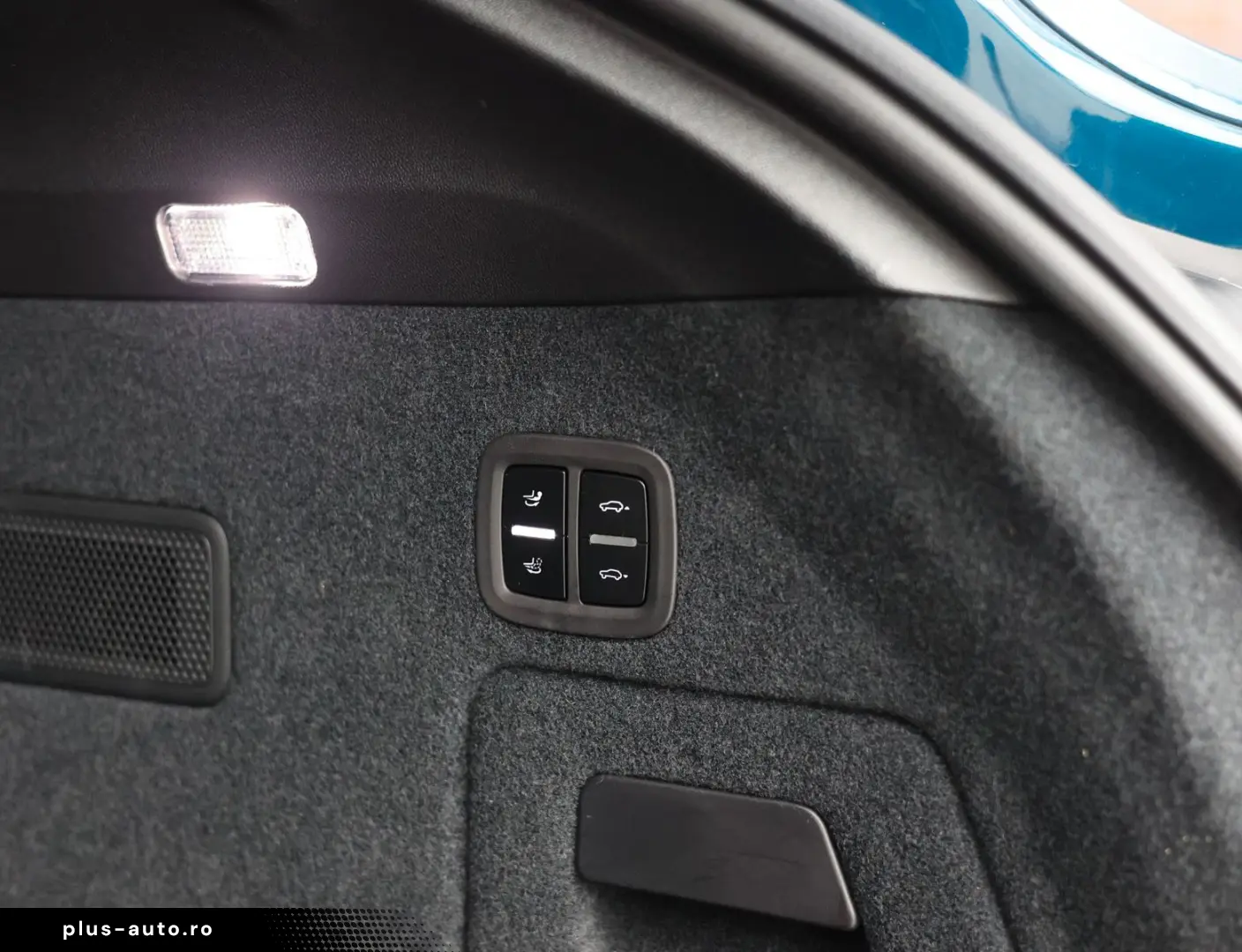 PORSCHE Cayenne Coupe E-Hybrid   Pano - AHK