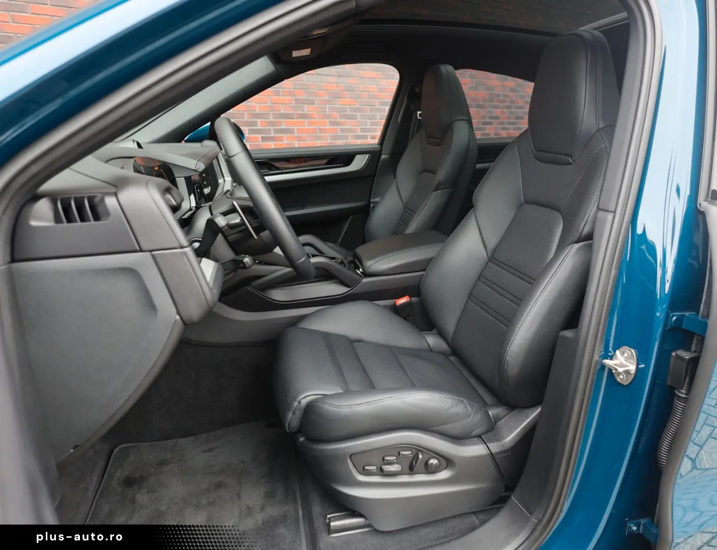 PORSCHE Cayenne Coupe E-Hybrid   Pano - AHK