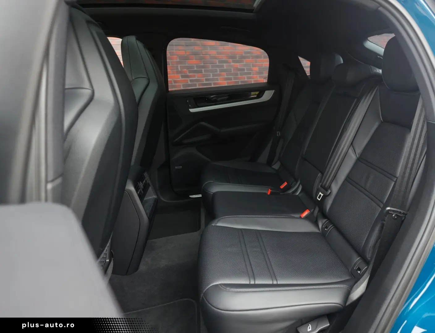 PORSCHE Cayenne Coupe E-Hybrid   Pano - AHK