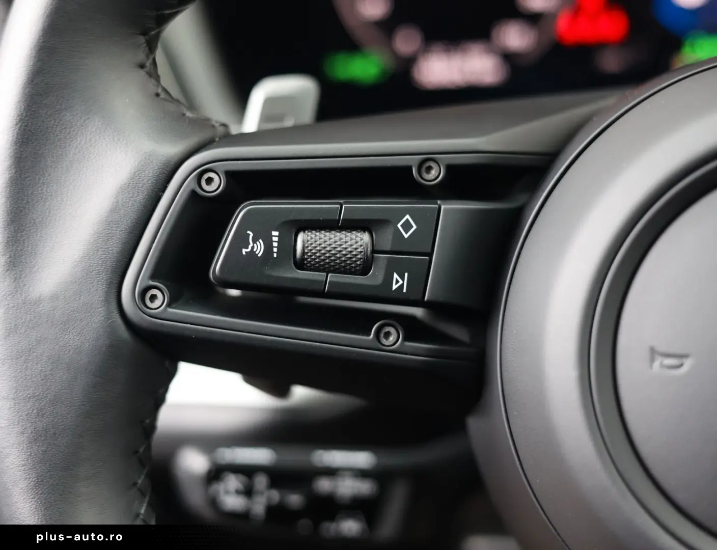 PORSCHE Cayenne Coupe E-Hybrid   Pano - AHK