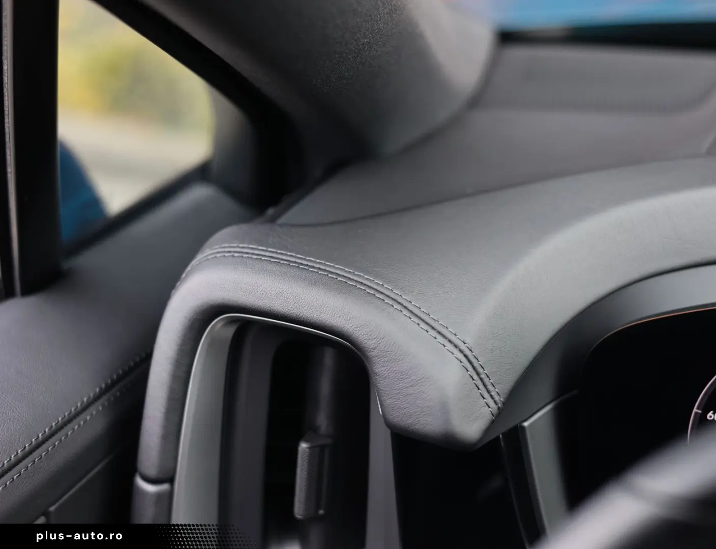 PORSCHE Cayenne Coupe E-Hybrid   Pano - AHK