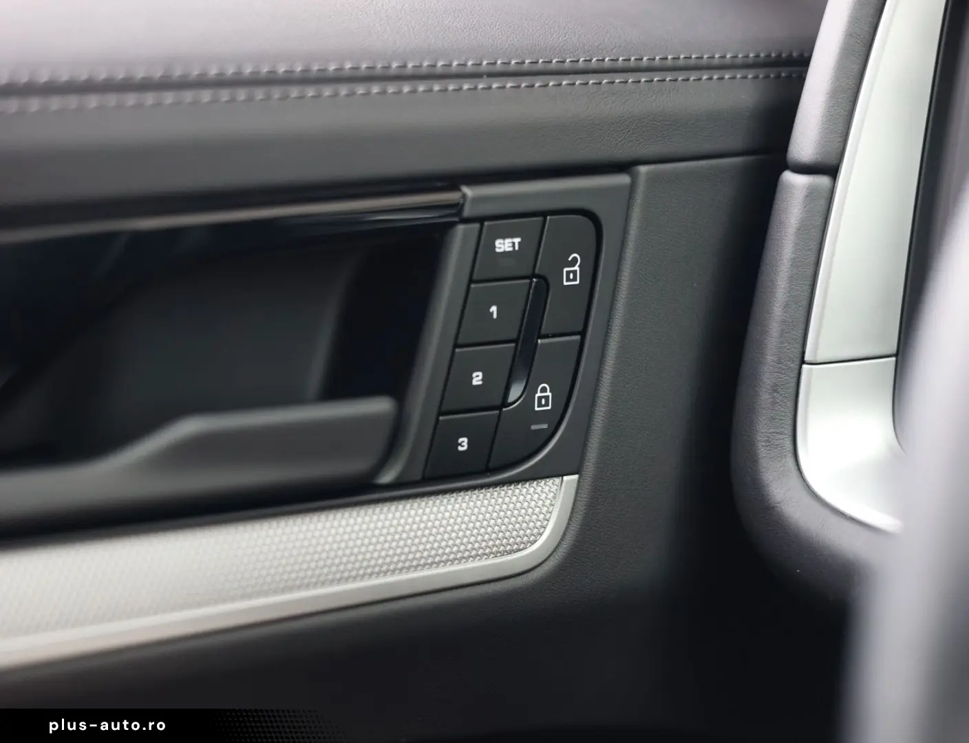 PORSCHE Cayenne Coupe E-Hybrid   Pano - AHK