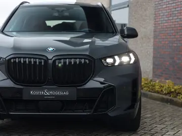 BMW X5 50e xDrive   Skylounge - AHK - HUD