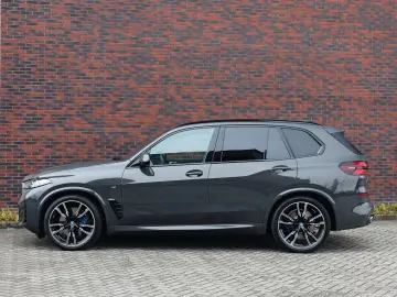 BMW X5 50e xDrive   Skylounge - AHK - HUD
