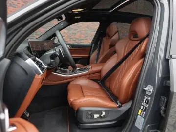 BMW X5 50e xDrive   Skylounge - AHK - HUD