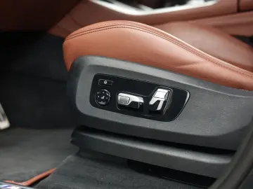 BMW X5 50e xDrive   Skylounge - AHK - HUD