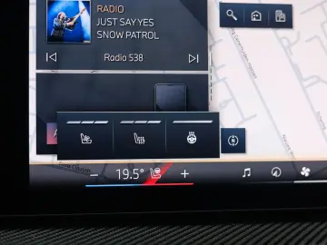 BMW X5 50e xDrive   Skylounge - AHK - HUD