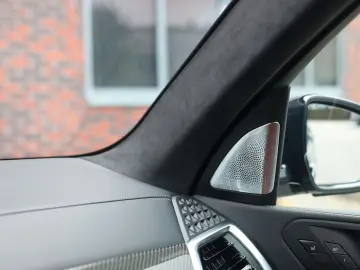 BMW X5 50e xDrive   Skylounge - AHK - HUD