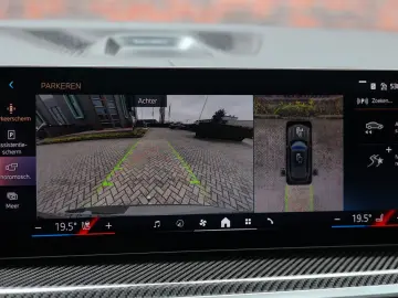 BMW X5 50e xDrive   Skylounge - AHK - HUD