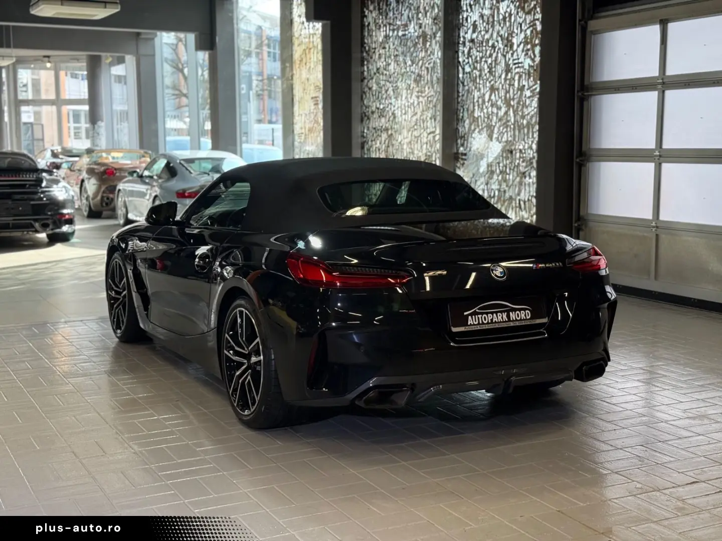 BMW Z4 M40i Roadster~LEDER~HEAD-UP~LED~ALU 19 ~