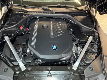 BMW Z4 M40i Roadster~LEDER~HEAD-UP~LED~ALU 19 ~