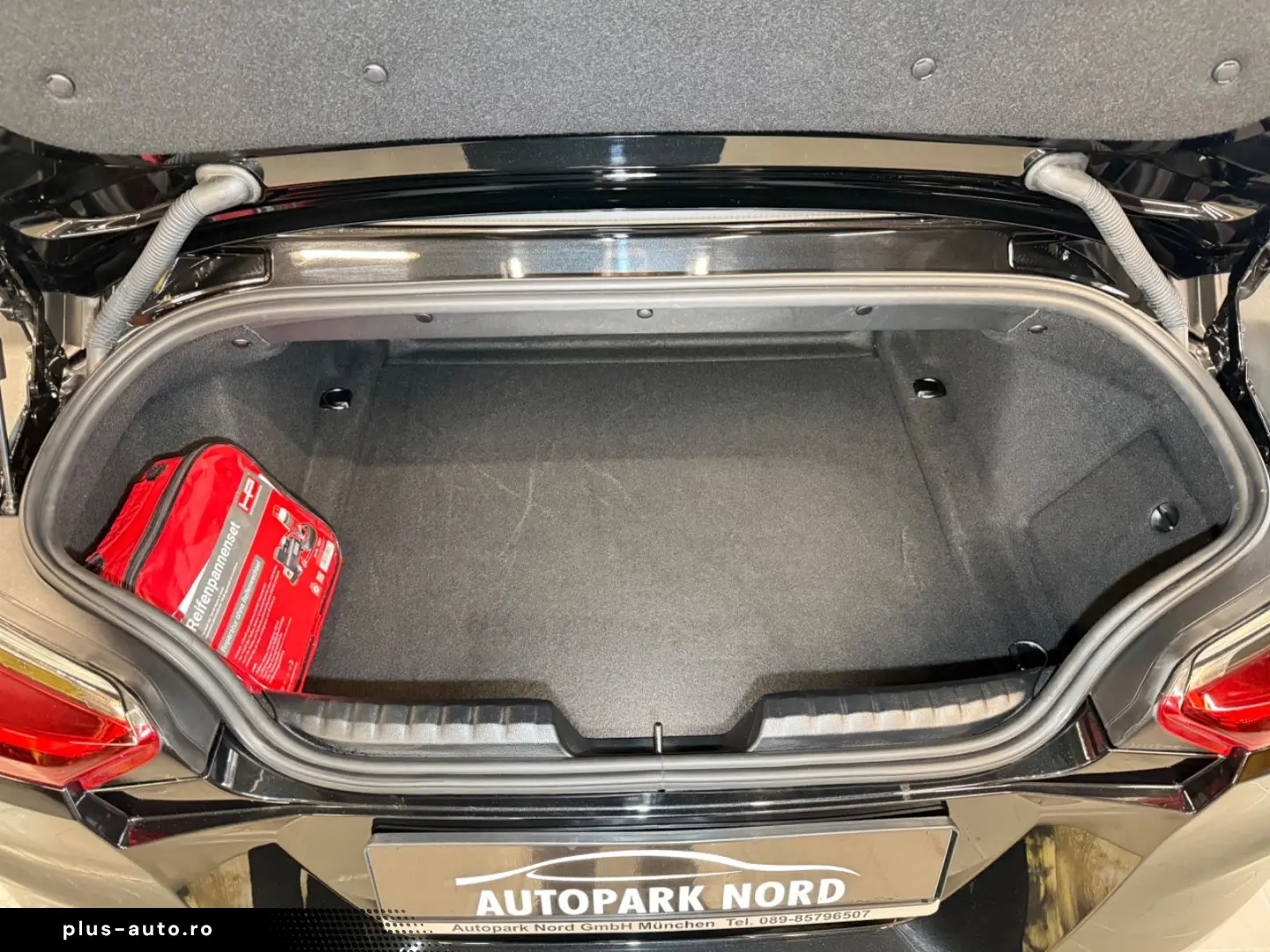 BMW Z4 M40i Roadster~LEDER~HEAD-UP~LED~ALU 19 ~