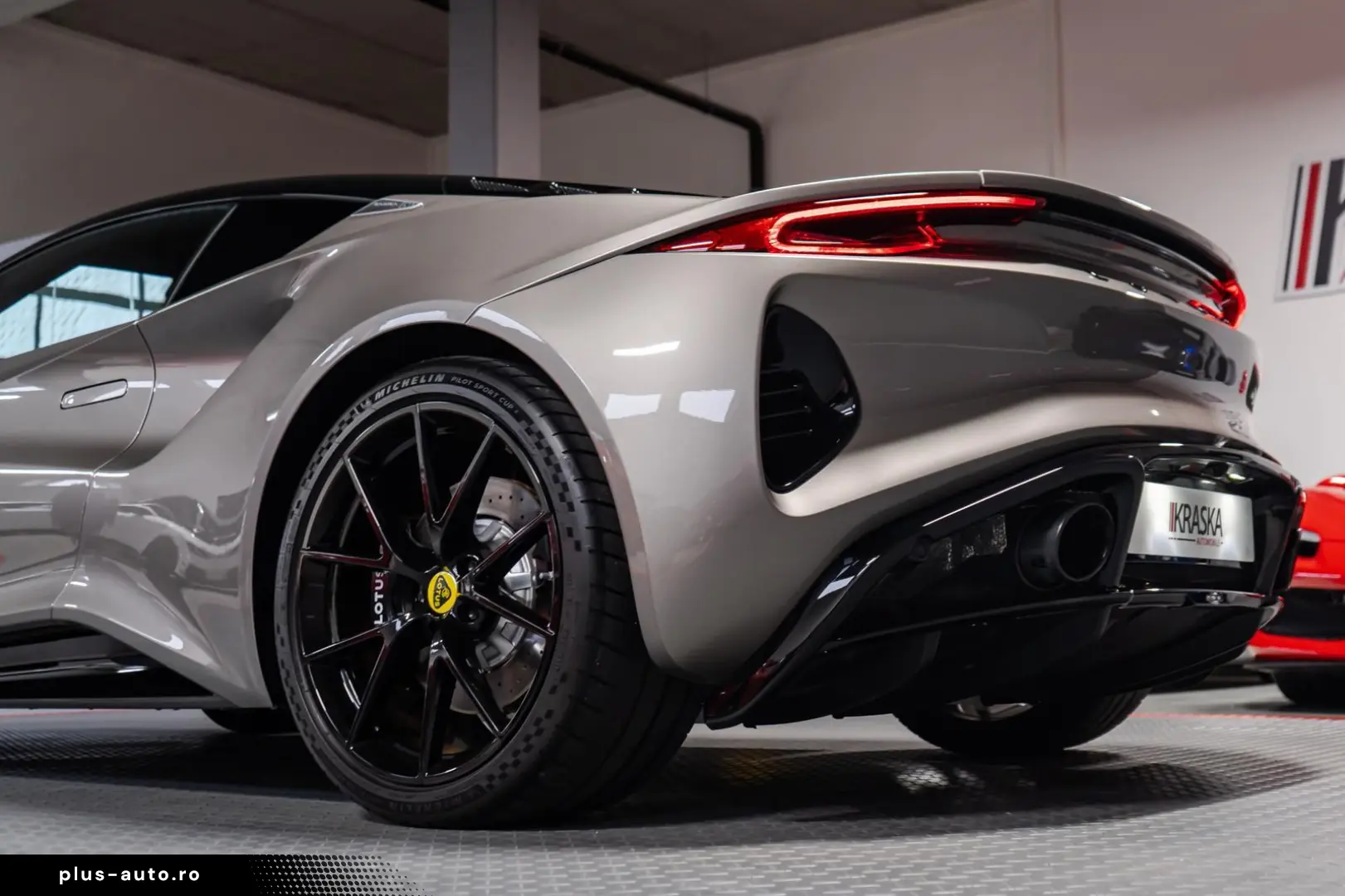 LOTUS Emira 3.5 V6 First Edition RFK BLACK  SCHALTER