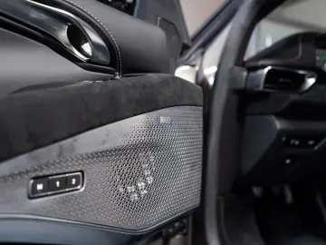 LOTUS Emira 3.5 V6 First Edition RFK BLACK  SCHALTER