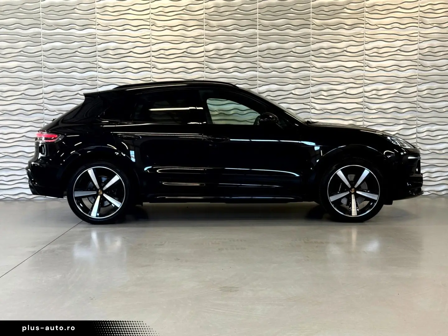 PORSCHE Macan S PASM PDLS STANDHEIZ APPROVED BIS 03 28