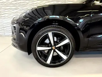 PORSCHE Macan S PASM PDLS STANDHEIZ APPROVED BIS 03 28