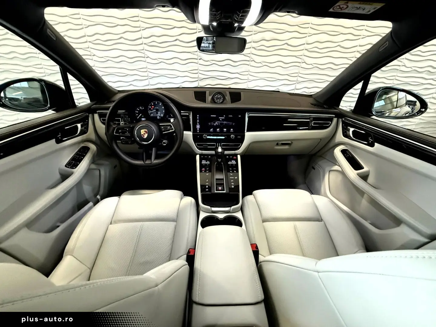 PORSCHE Macan S PASM PDLS STANDHEIZ APPROVED BIS 03 28