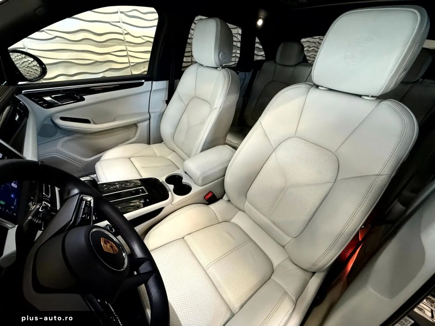 PORSCHE Macan S PASM PDLS STANDHEIZ APPROVED BIS 03 28