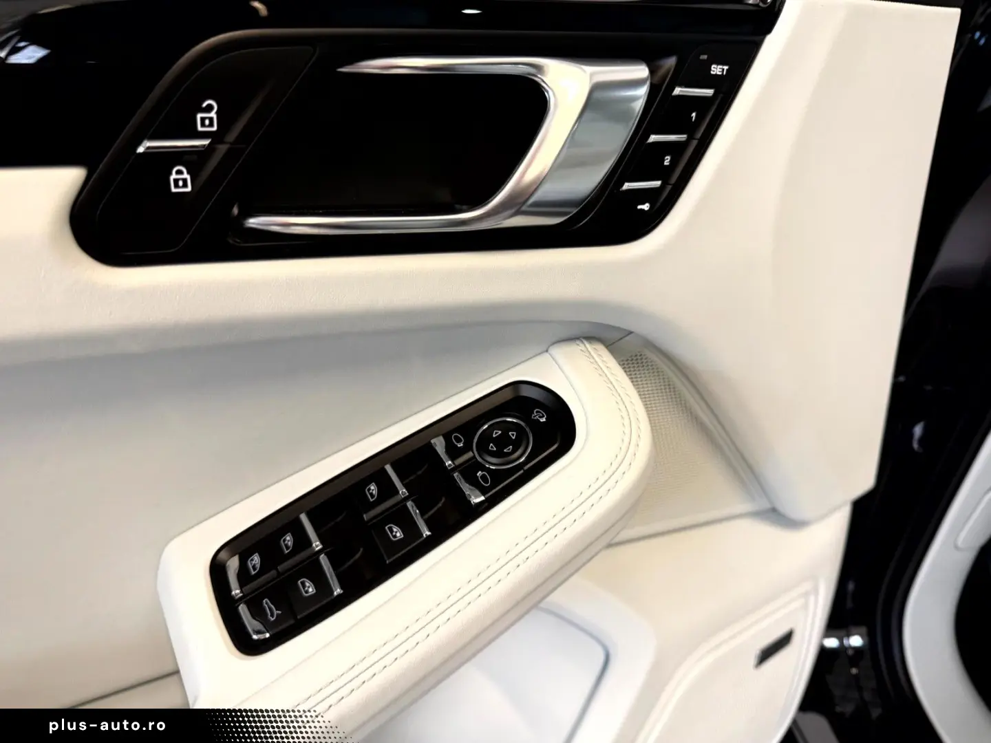 PORSCHE Macan S PASM PDLS STANDHEIZ APPROVED BIS 03 28