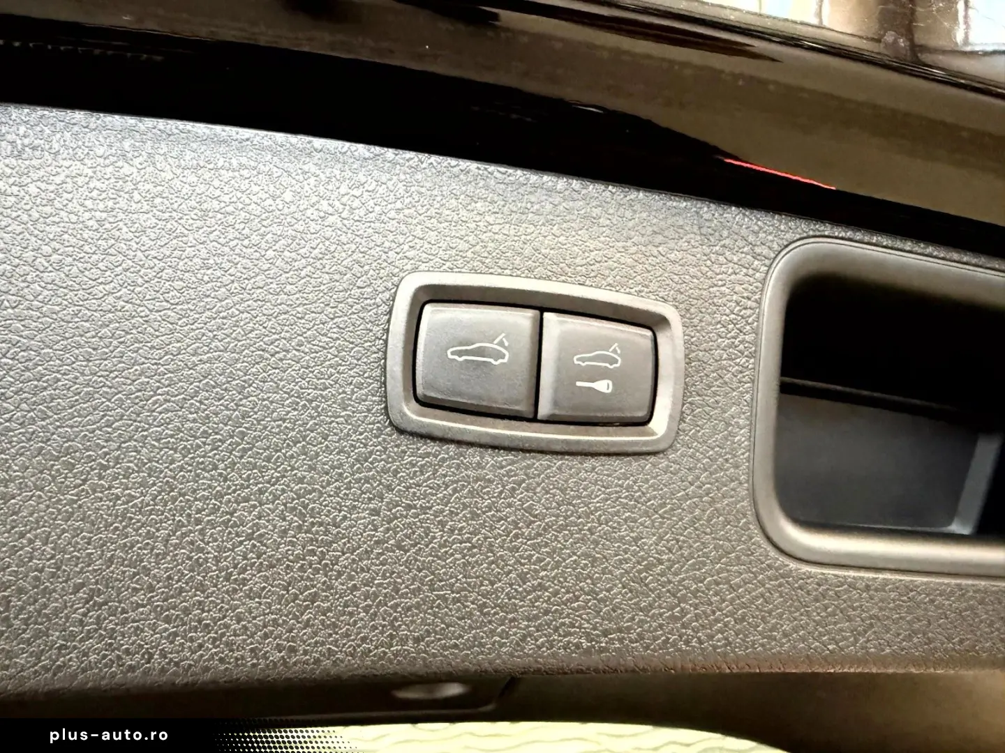 PORSCHE Macan S PASM PDLS STANDHEIZ APPROVED BIS 03 28