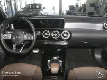 Mercedes-Benz CLA 220