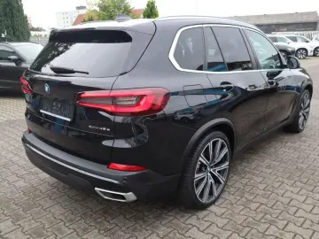 BMW X5 xDrive45e