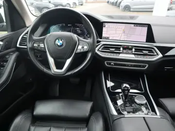 BMW X5 xDrive45e