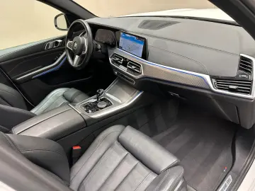 BMW X5 xDrive 30d M Sport   7-Locuri