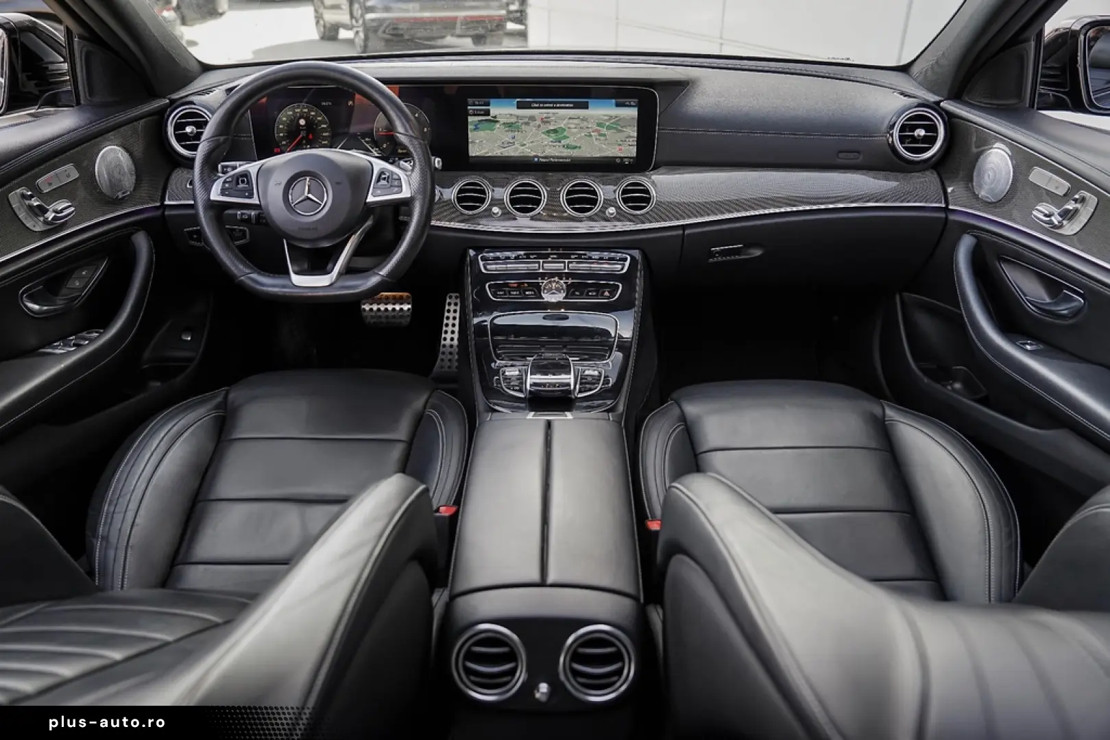 Mercedes-Benz E 220 d 9G-TRONIC AMG Line