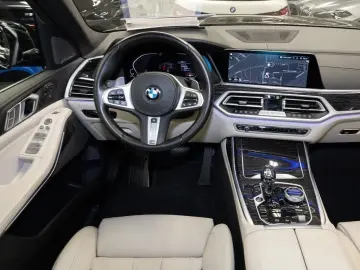BMW X7 xDrive40i