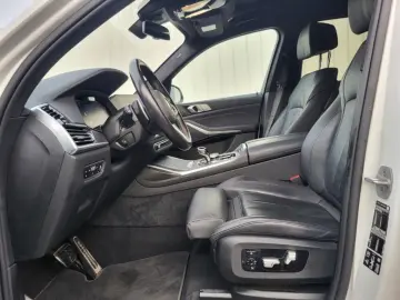 BMW X7 XDRIVE40D M-Sport