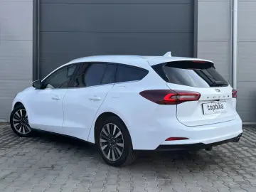 Ford Focus Gen-Iv-2018