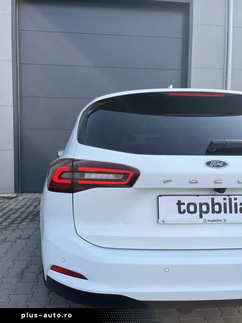 Ford Focus Gen-Iv-2018