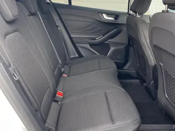 Ford Focus Gen-Iv-2018