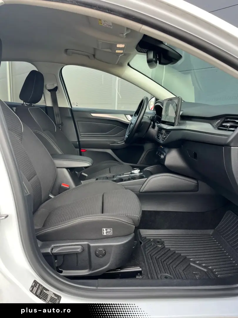 Ford Focus Gen-Iv-2018