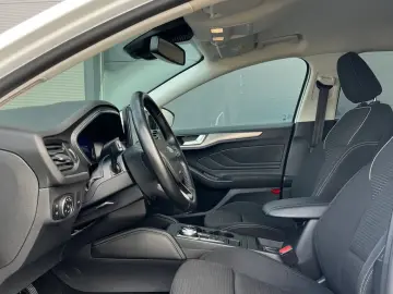 Ford Focus Gen-Iv-2018