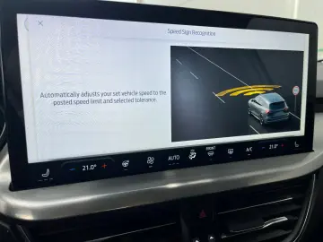 Ford Focus Gen-Iv-2018