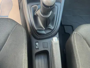 RENAULT CLIO 0.9 TCe 75CP Zen