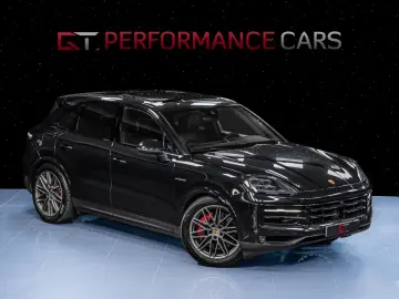 PORSCHE Cayenne S E-Hyb FACELIFT 21  Pano Inno Massage