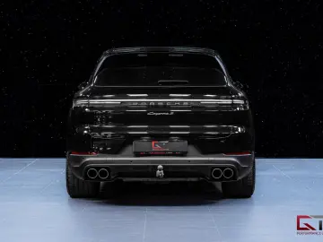 PORSCHE Cayenne S E-Hyb FACELIFT 21  Pano Inno Massage