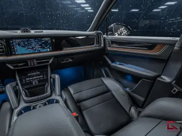 PORSCHE Cayenne S E-Hyb FACELIFT 21  Pano Inno Massage